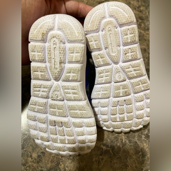 Champion Running Shoes Velcro Toddler size 6 - Picture 2 of 11